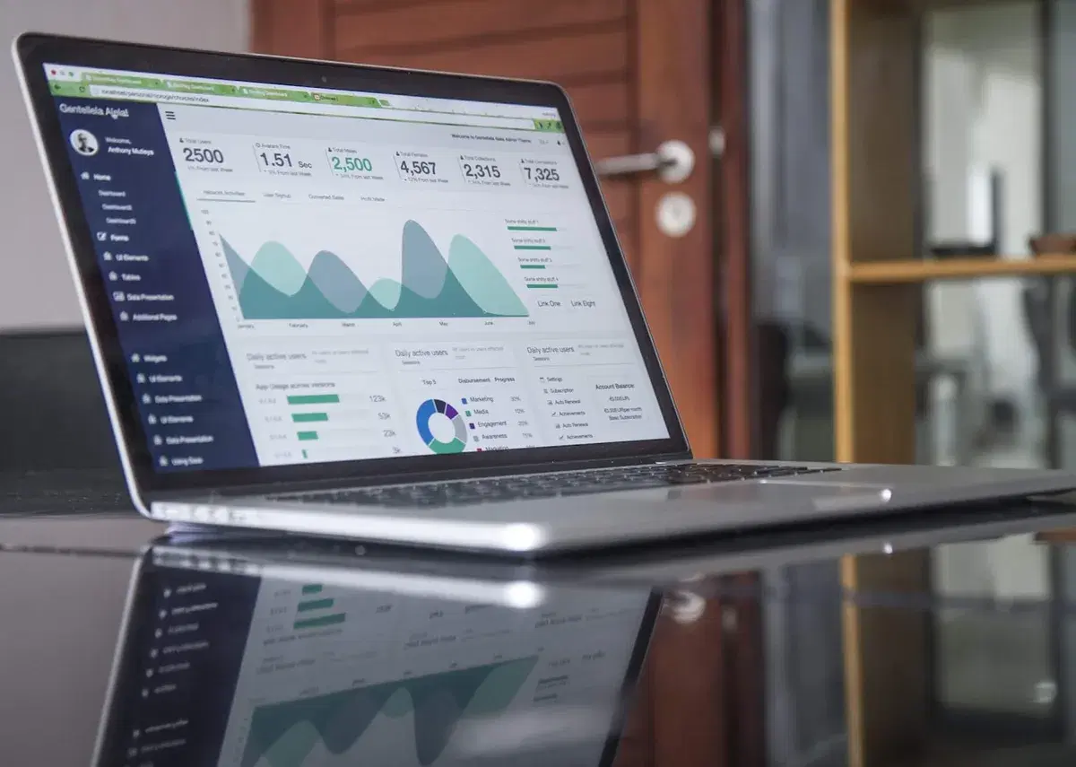 A CRM that updates itself